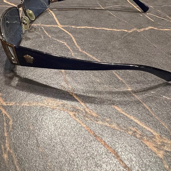 Vintage Versace Blue Sunglasses - Picture 4 of 6